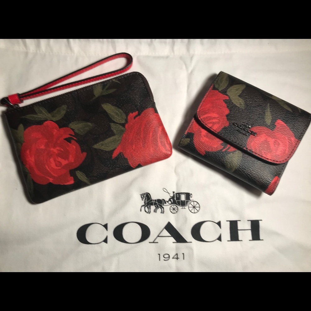 Coach wallet and wristlet set